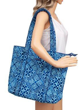 Vera Bradley Large Summer Blue Quilted Tote Zip Travel Bag